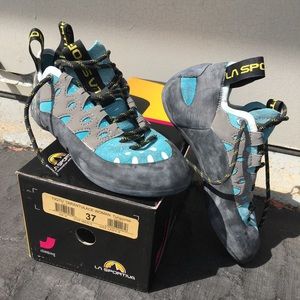 La Sportiva tarantulace rock climbing shoes